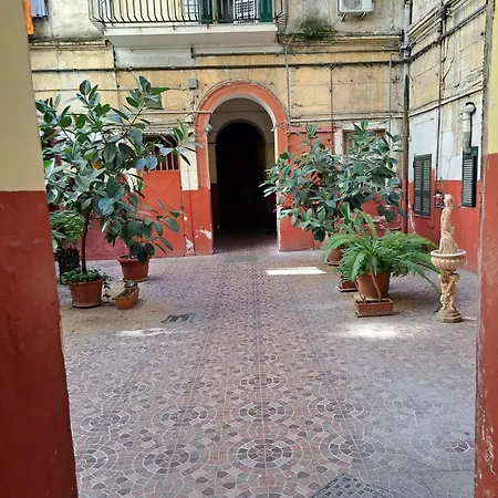 La Casa Nosvit 나폴리